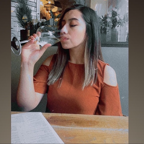 COLD shoulder dress - Picture 10 of 10